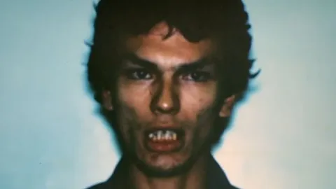 richard ramirez night stalker true lives