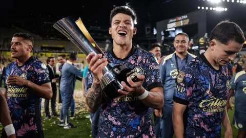 Illian Hern&aacute;ndez en el Club Am&eacute;rica