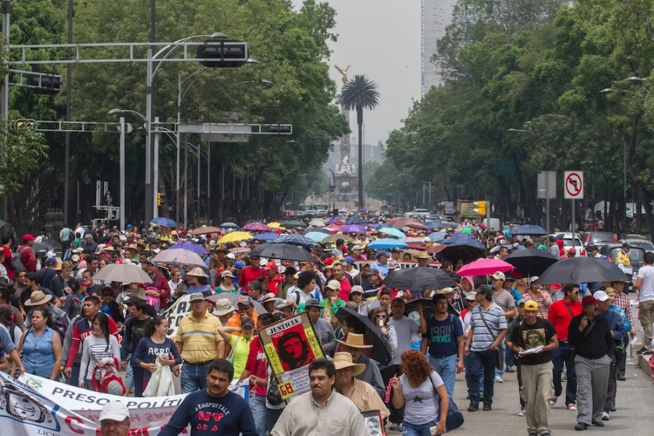 Marcha de la CNTE
