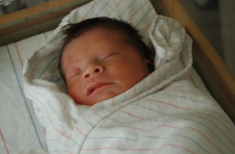 La CNDH inició una investigación por presuntas violaciones a las garantías fundamentales de la recién nacida