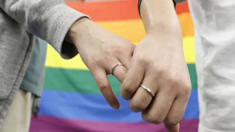 Japón rechaza el matrimonio igualitario a tres parejas