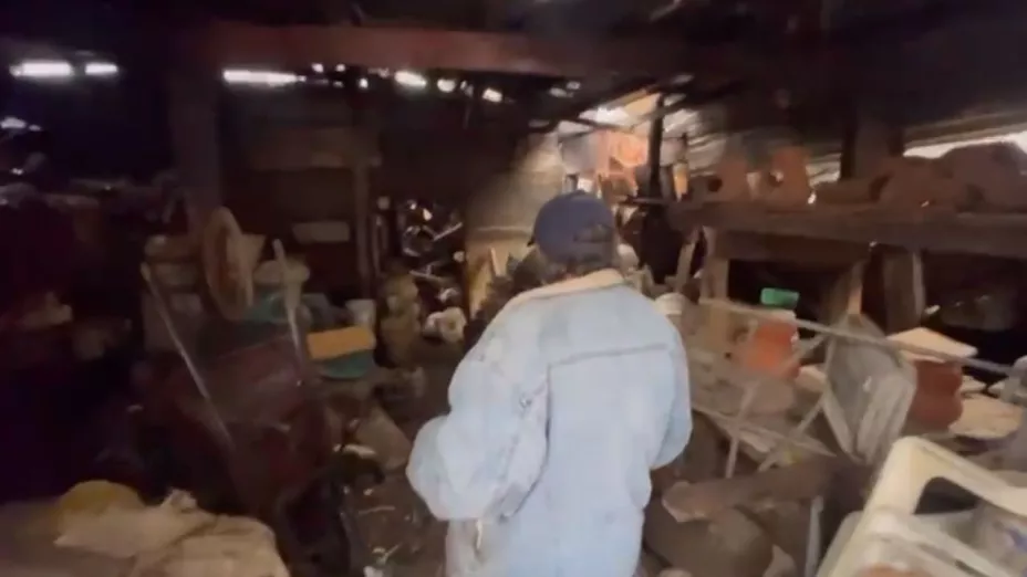 Hombre erde su casa por un derrumbe en la colonia Artesanal de Tijuana