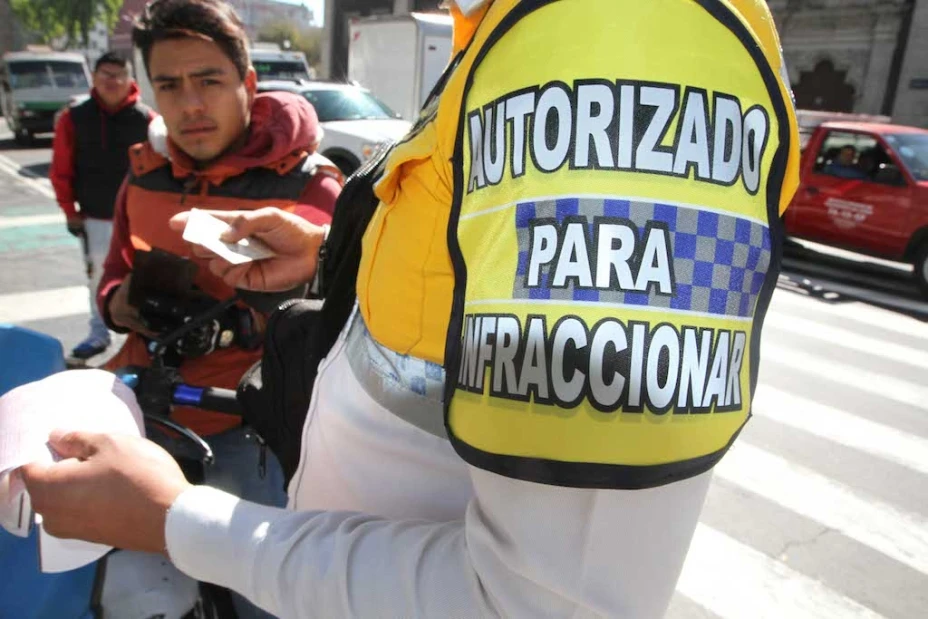 Policías autorizados para infraccionar
