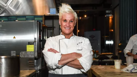 Anne Burrell muri&oacute; a los 55 a&ntilde;os. 