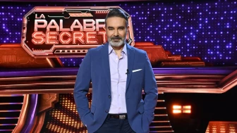 003 Talentoso, inteligente y excelente actor, Mauricio Islas en La Palabra Secreta.jpg