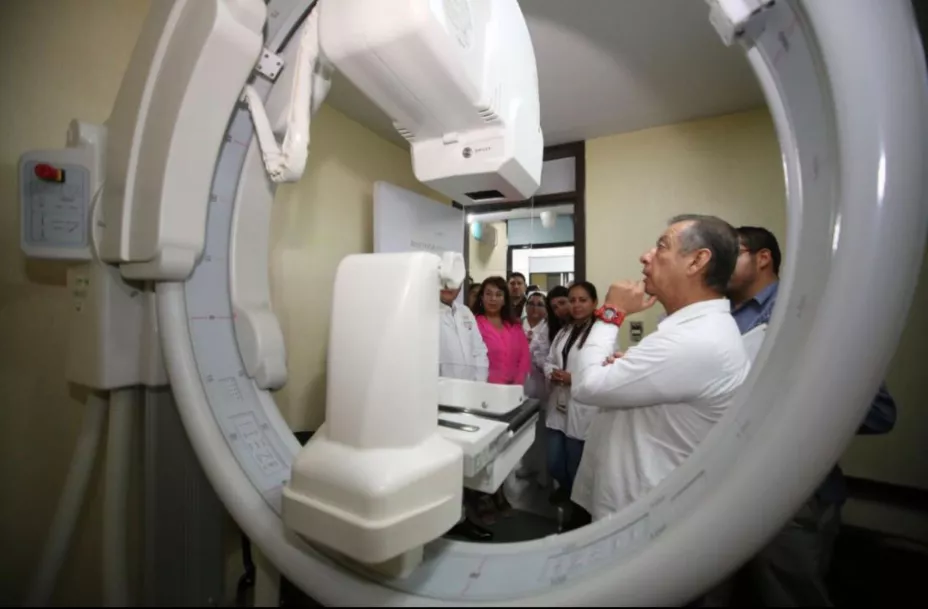 Equipo Issste agosto.jpg