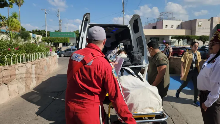 Trasladan a menor con quemaduras tras incendio en La Conquista