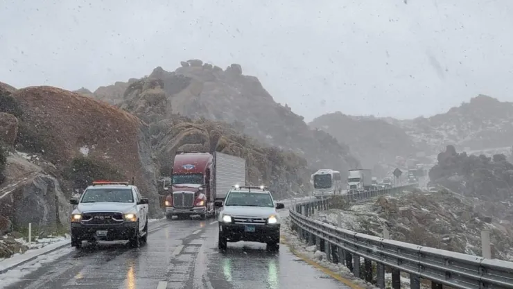 Cierre de la Rumorosa por nieve