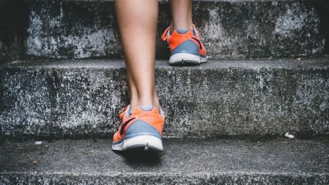 El subir escaleras tiene un impacto directo en tus glúteos Foto Especial