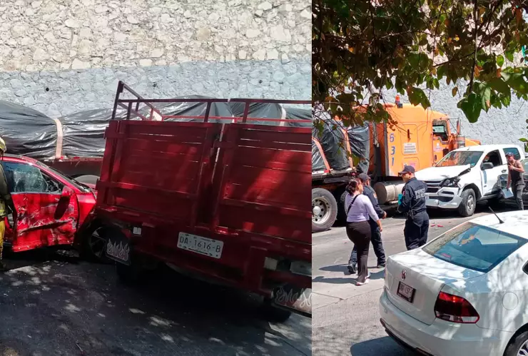 Tráiler sin frenos colisiona con diversos vehículos sobre el Libramiento norte