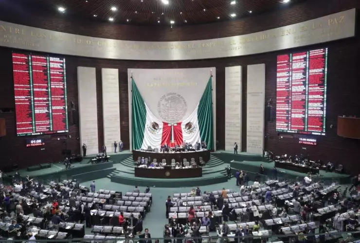 Aprueban recortes a estados y municipios en San Lázaro