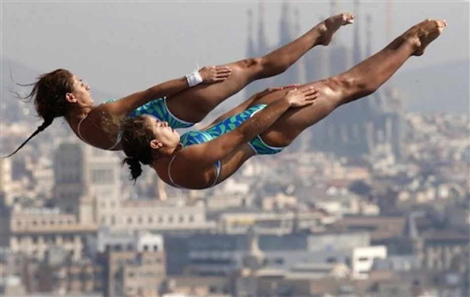 Las mexicanas Paola Espinosa y Alejandra Orozco avanzaron a la final con el segundo mejor puntaje de la ronda preliminar, en los saltos sincronizados desde plataforma de 10 metros