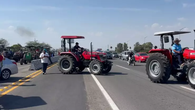 Bloqueos carreteras Guanajuato hoy lunes