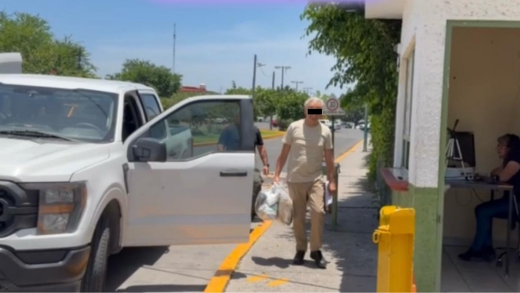 Exfuncionario acusado de violencia familiar seguirá su proceso en libertad.