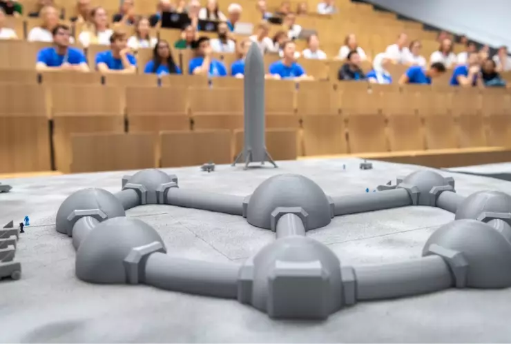 Carrera lunar: inician proyecto para crear una aldea para 2050