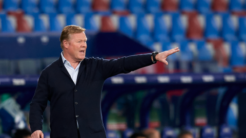 Ronald Koeman seguirá al frente del Barcelona.