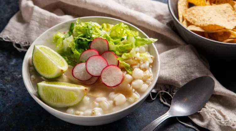 Receta de pozole blanco