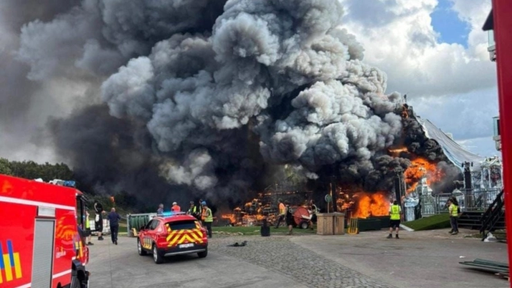 incendio-tomorrowland-2025