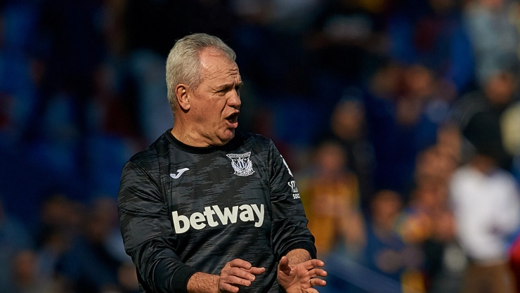 JAVIER AGUIRRE