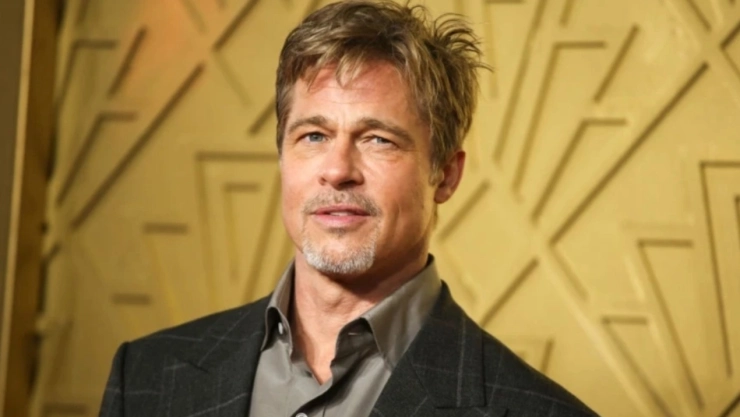 Mujer francesa es ESTAFADA con romance falso con Brad Pitt, fue hecho con IA