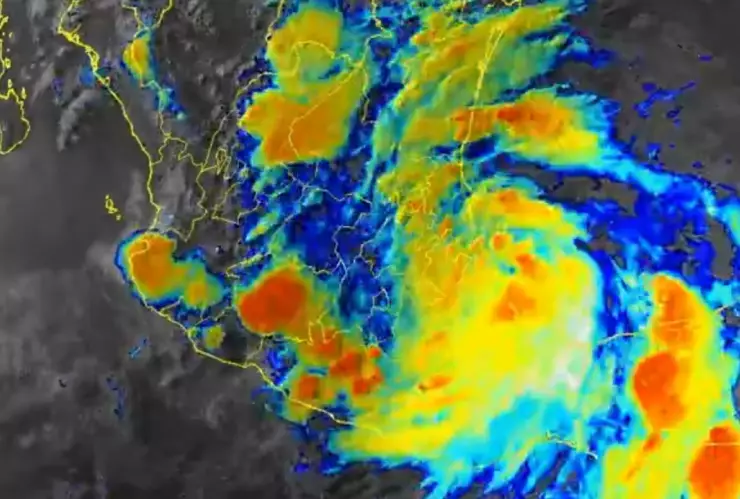 “Chris” toca tierra en Veracruz, ¿hacia dónde se dirige?