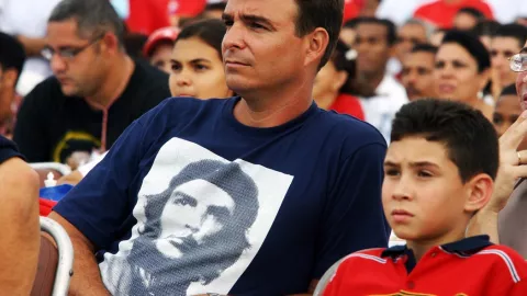 Opositores de la dictadura en Cuba, acusan que las elecciones parlamentaria que se celebran en la Isla son una “farsa”, sin observadores y sin oposición