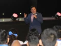 Esteban Macias brindando un mensaje de vida