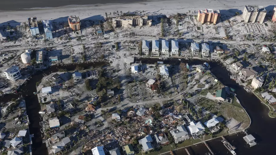 Huracán Ian deja más de 20 muertos en Florida.