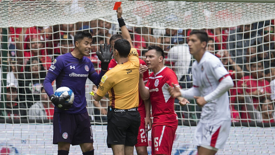 Alfredo Talavera expulsado César Ramos