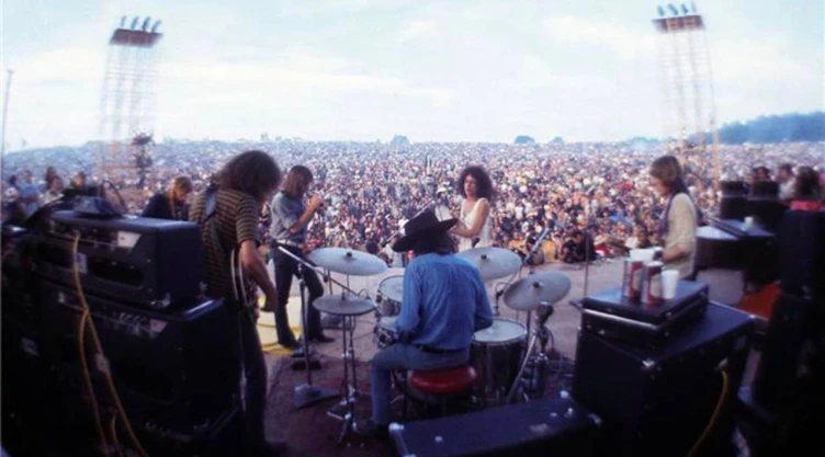 festival-woodstock-1969-asistentes.jpg