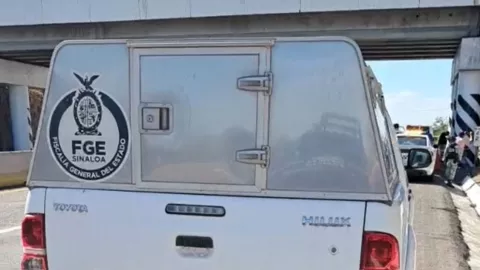 Hombre asesinado en la autopista Benito Juárez La Costera (1)