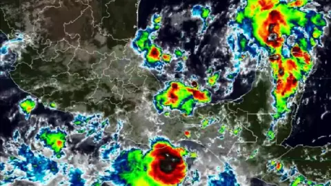 Nueva depresión tropical SE FORMA frente al territorio mexicano