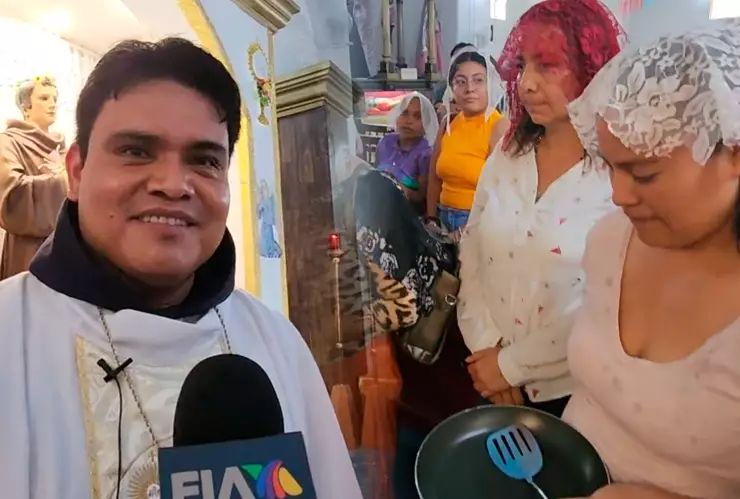 Realizan misa en capilla de San Pascualito en honor a los cocineros