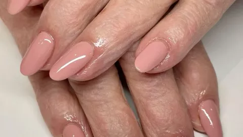 8 diseños de uñas para mujeres mayores: se pueden usar en cualquier ocasión y se ven elegantes