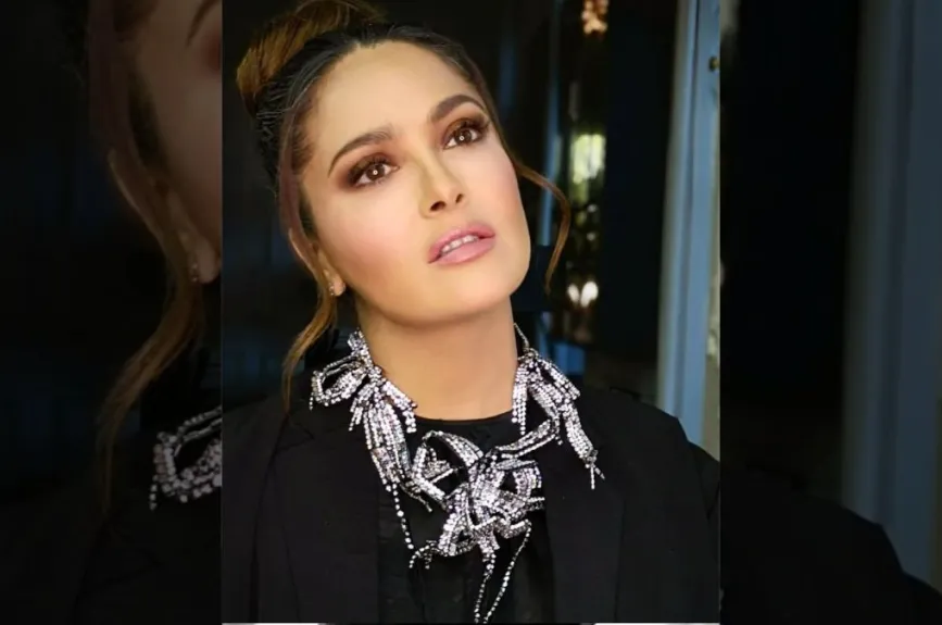 Salma cabello recogido.jpg