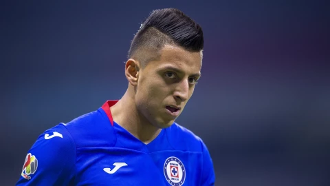 Roberto “Piojo” Alvarado y su esposa perdieron a su bebé por lo que es baja para la Final de ida entre Cruz Azul y Santos.