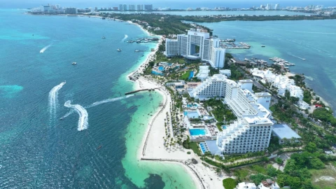 Vista aérea de una de las costas de Quintana Roo.