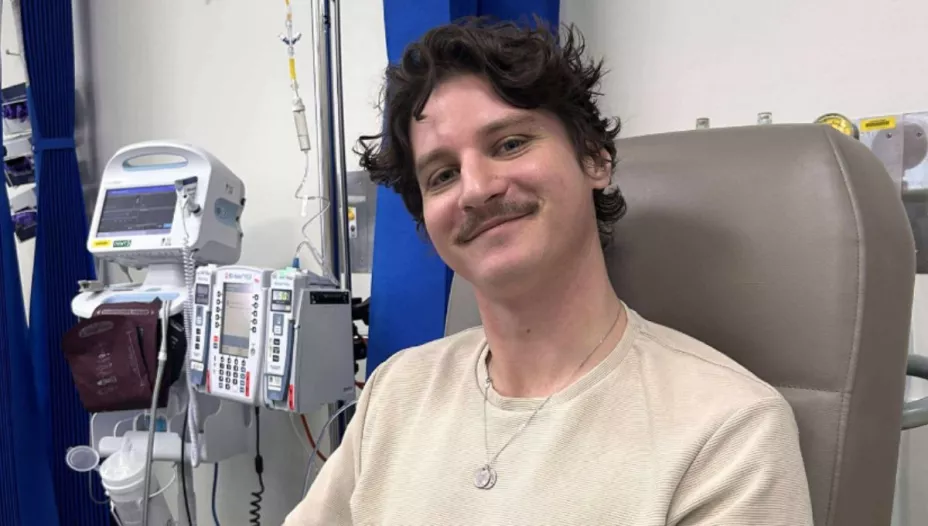 Joven músico de 29 años es diagnosticado con cáncer de colon; ¿tiene esperanza de vivir?