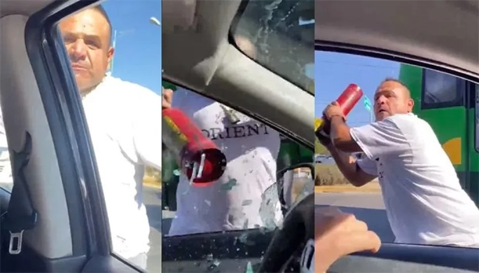 Hombre enfurece contra un conductor que le pidió no tirar basura en la calle