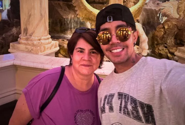 Mamá de Derek Trejo.jpg