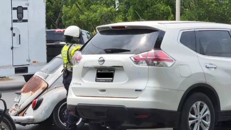 Se registra accidente vehicular en la Calle 60 de Mérida