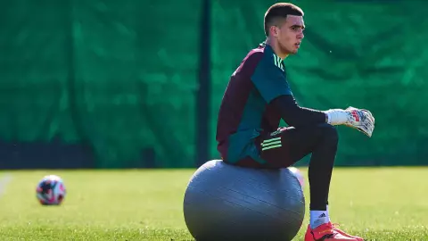 Alex Padilla portero mexicano