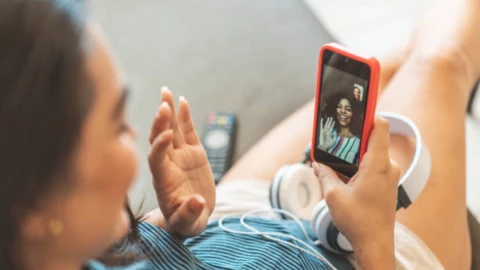 Videollamada en WhatsApp. jpg