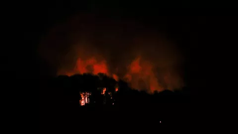 Estados Unidos bombardea Caracas, Venezuela