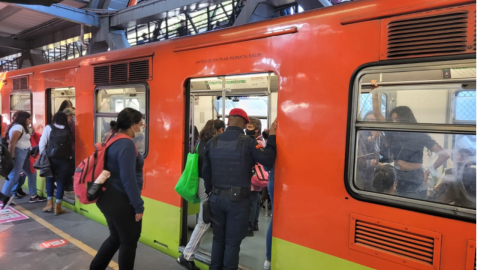 Línea 8 Metro CDMX