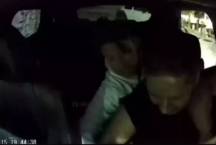 video-conductor-sufre-intento-robo-pareja-ecatepec-edomex