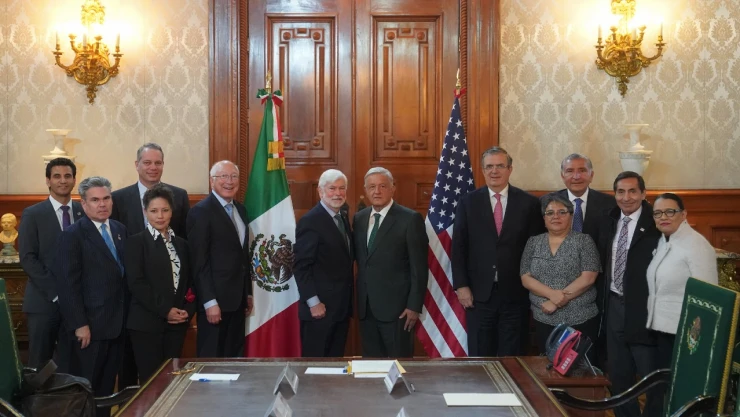 México y EU buscan fortalecer relación bilateral, que cumple 200 años