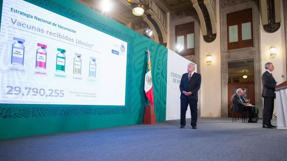 AMLO 18 MAY 2021 VACUNACIÓN.jpg