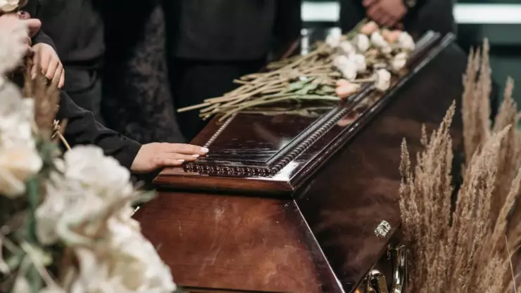 Anuncian fallecimiento de Jorge Kahwagi Gastine.