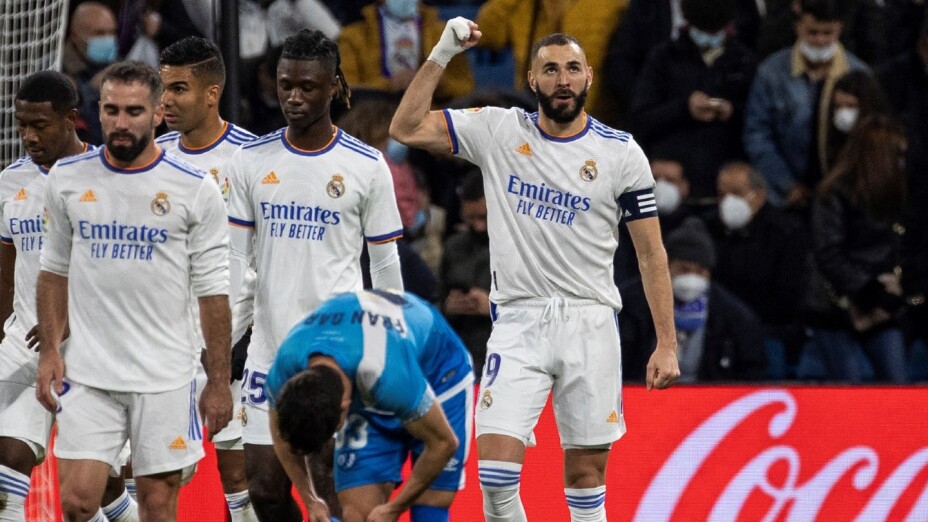 Benzema celebra su gol ante el Rayo Vallecano